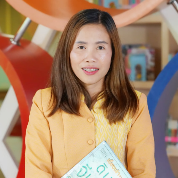 นางสาววัลลภา